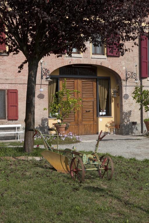 Agriturismo Il Bove Reggio Emilia Exterior photo