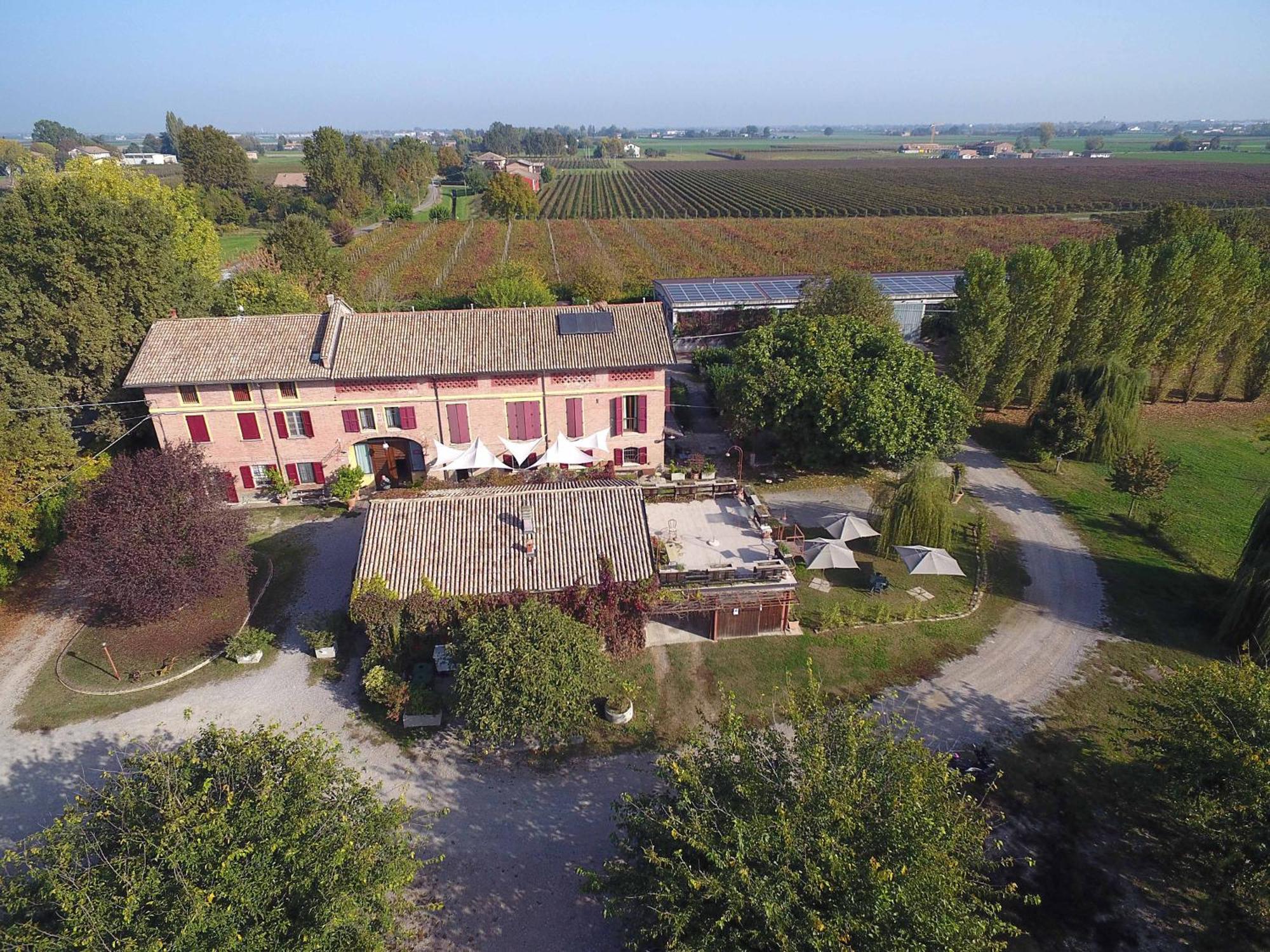 Agriturismo Il Bove Reggio Emilia Exterior photo